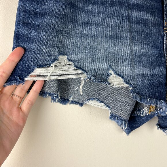 NWT Aerie Dark Wash Distressed Daydream Denim Shorts - Picture 3 of 6